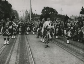 Pipe band at the March of the Clans, 1951 thumbnail