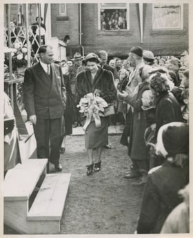 Princess Elizabeth at Burnaby Municipal Hall, 1951 thumbnail