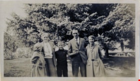 Waplington family, [1925-1930] thumbnail