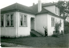 Waplington home, [between 1925 and 1958] thumbnail