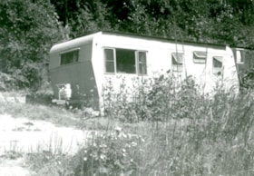 Jack Waplington's trailer, [between 1953 and 1959] thumbnail