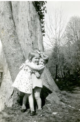 Edie and Maureen Fleming, [ca. 1940s] thumbnail