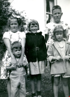Maureen, Edie and Jack Fleming with cousins, 1945 thumbnail