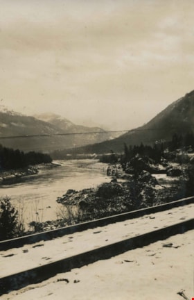 Looking down river from the dykes, 1926 thumbnail