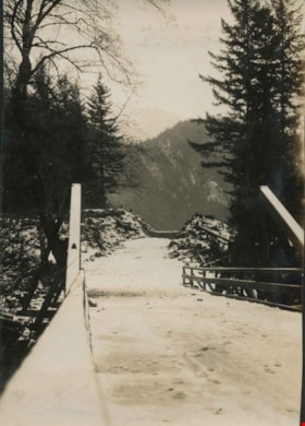 Gordon Creek Bridge, 1926 thumbnail