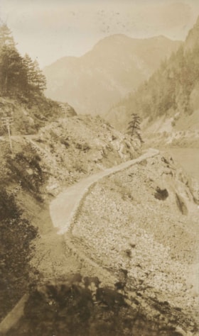The Trans-Provincial Highway, Italian's section, [1926] thumbnail
