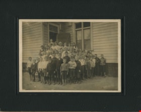 West Burnaby School Class, 1904 thumbnail