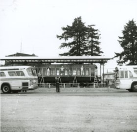 Interurban tram 1223 at the Edmonds Bus Loop, April 24, 1966 (date of original), copied [199-?] thumbnail