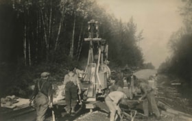 Road works crew, [1918] thumbnail