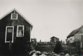Elgin Avenue farmhouse, [between 1920 and 1925] (date of original), copied 1986 thumbnail
