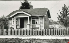 Setter family home, [1930] (date of original), copied 1986 thumbnail