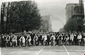 Thomas Shankie in a bicycle race, 1923 (date of original), copied 1986 thumbnail