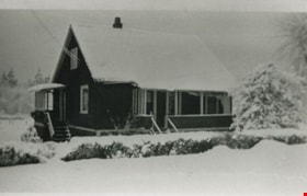 Cowan family home, January 1949 thumbnail