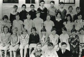 Nelson Avenue School class, 1931 (date of original), copied 1986 thumbnail