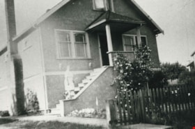 Speirs family home, 1930 (date of original), copied 1986 thumbnail