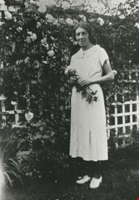 Margaret Butler, [1925] (date of original), copied 1986 thumbnail