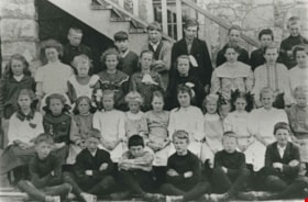 West Burnaby School class, 1911 (date of original), copied 1986 thumbnail