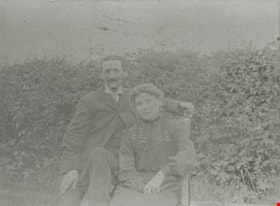 William and Agnes Gough, [1900] (date of original), copied 1986 thumbnail