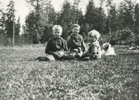 Haddon Family, 1922 (date of original), copied 1986 thumbnail