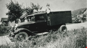 Robert Herman Benson's Truck, 1932 (date of original), copied 1986 thumbnail