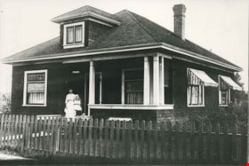 McAskill family home, 1914 thumbnail