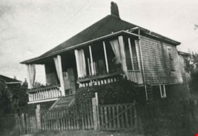 Gardner family home, 1925 (date of original), copied 1986 thumbnail
