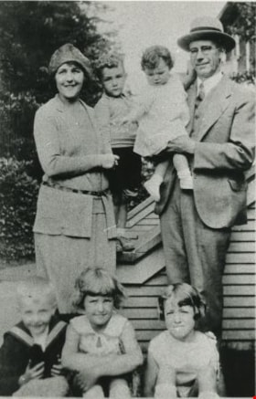 McKee family, 1930 (date of original), copied 1986 thumbnail