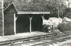Leeside Interurban station, [1921] (date of original), copied 1986 thumbnail
