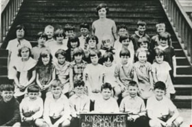 Kingsway West School Grade 3 class, May 1928 (date of original), copied 1986 thumbnail