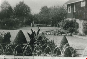 Carpenter's English Garden, [192-] (date of original), copied 1986 thumbnail