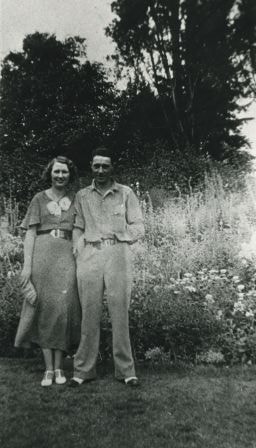 Bessie McLaren and Jimmy Taylor, 1934 (date of original), copied 1986 thumbnail