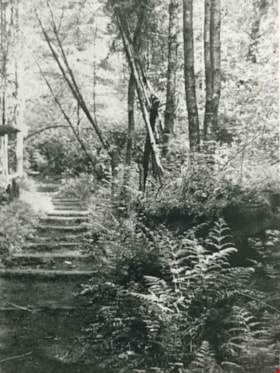 Holdom Avenue, [1912] (date of original), copied 1986 thumbnail
