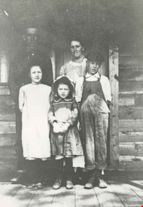 Hensley family, 1912 (date of original), copied 1986 thumbnail