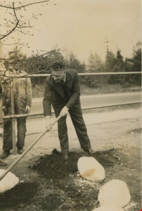 Coronation Tree planting ceremony, May 11, 1937 thumbnail
