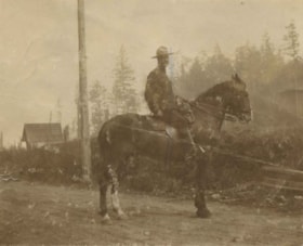 Constable Thomas on horseback, 1911 thumbnail