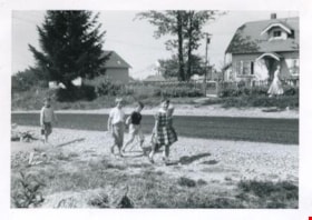 Walking to June Ickringills house, [1957 or 1958] thumbnail