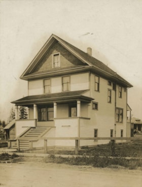 House on Imperial Street, 1912 thumbnail