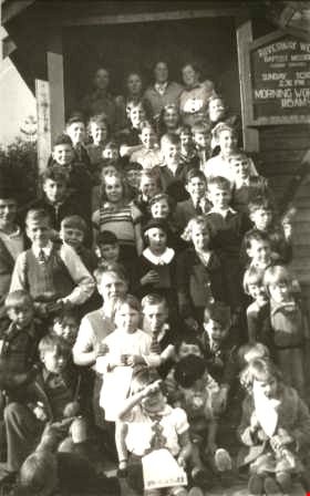 Riverway West Baptist Mission, [between 1930 and 1958] thumbnail