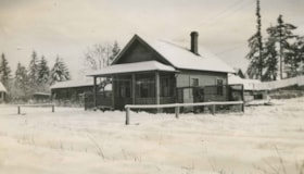 Martin family home in winter, 1932 thumbnail