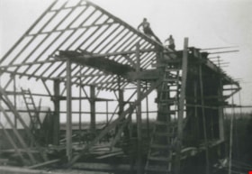 Thrussell barn construction, [1920] thumbnail