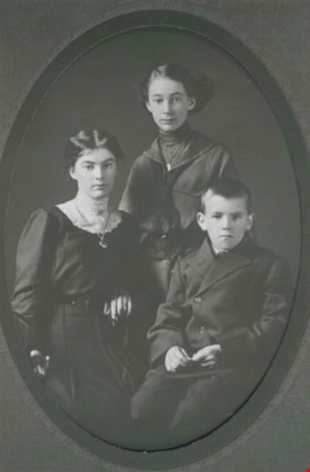 Mary Anne, Ethel, and Fred, 1913 thumbnail