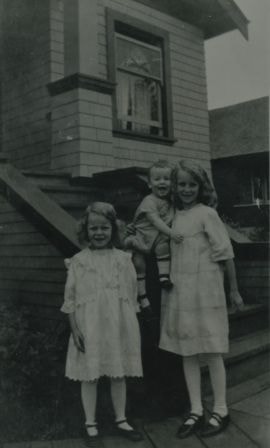 Ward children, [1924] thumbnail