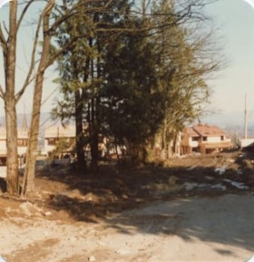 Previous site of farm house and stables, November 1978 thumbnail