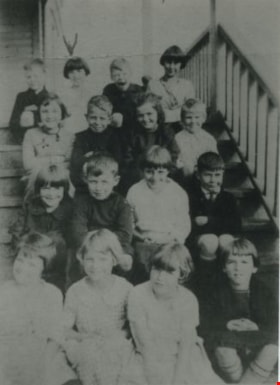 Inman Avenue school children, [192-] (date of original), copied 1992 thumbnail
