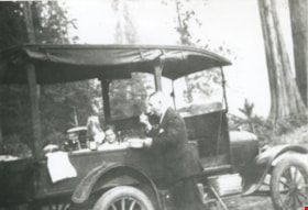 Model T Ford, [192-] (date of original), copied 1992 thumbnail