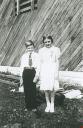 Ray and Lila Johnson, 1938 (date of original), copied 1992 thumbnail