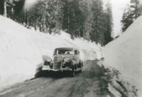 1935 Ford in the Snow, [193-?] (date of original), copied 1992 thumbnail