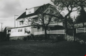 Kneale family home, [194-?] (date of original), copied 1992 thumbnail