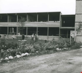 Burnaby South High School classroom construction, 1942 (date of original), copied 1992 thumbnail