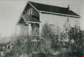 Telford family home, 1915 (date of original), copied 1992 thumbnail